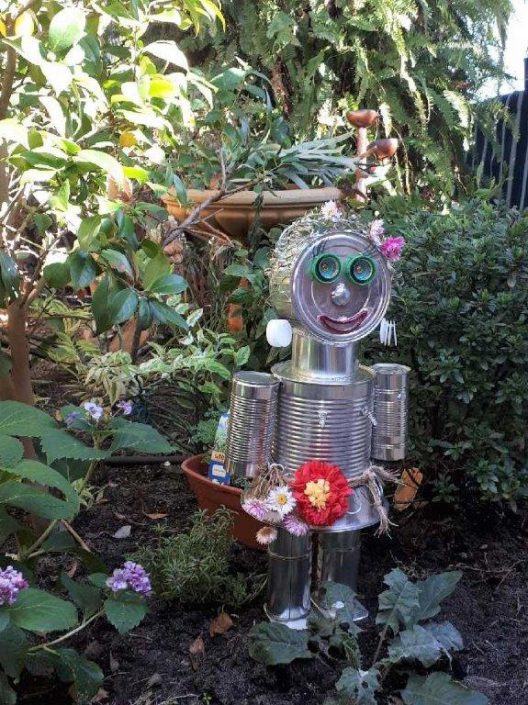 Gertie the Gala Day Garden Guru
